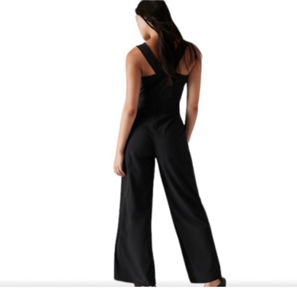 NWT Athleta Savannah Jumpsuit, black, size 6 - Picture 2 of 6